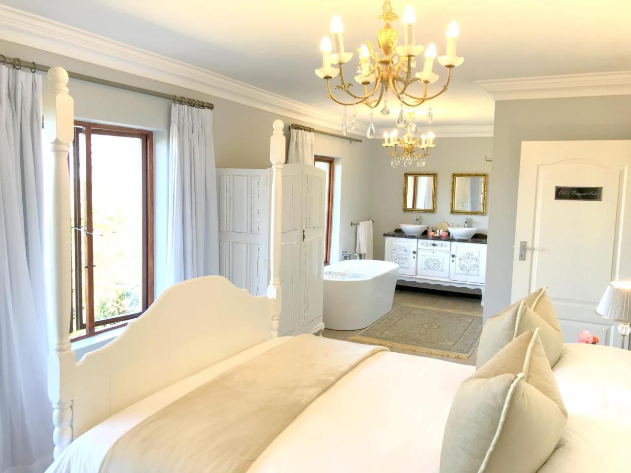 Отель A Kings View Eshowe Экстерьер фото