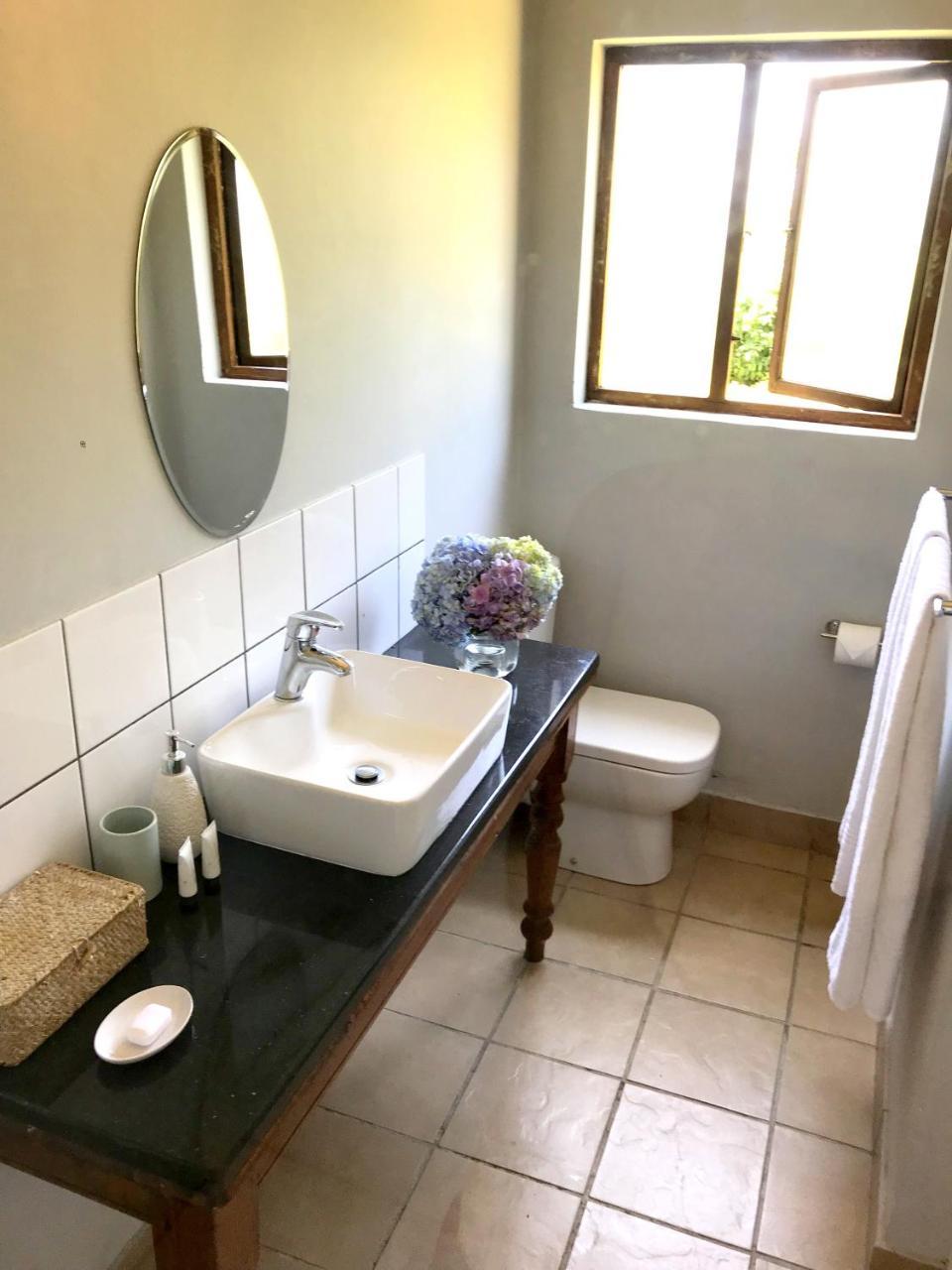 Отель A Kings View Eshowe Экстерьер фото